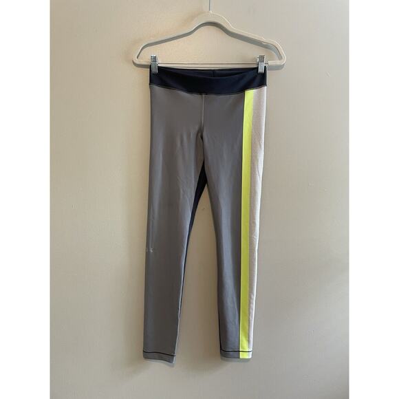 NWT $70 Under Armour Size M Heat Gear Compression Leggings Gray Green - Picture 1 of 7